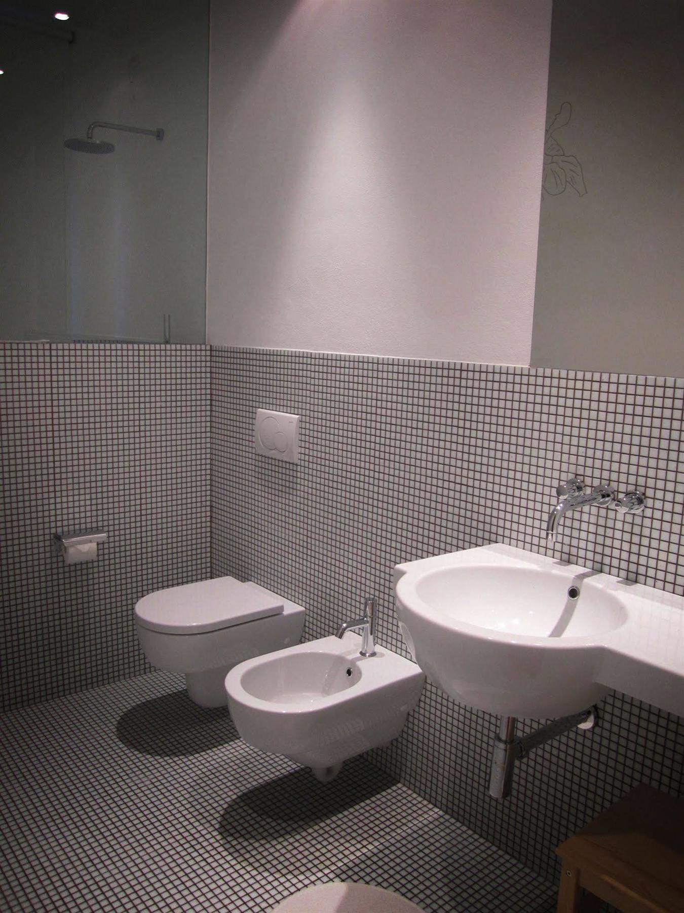Mxp Rooms Guest House Cardano Al Campo Eksteriør bilde