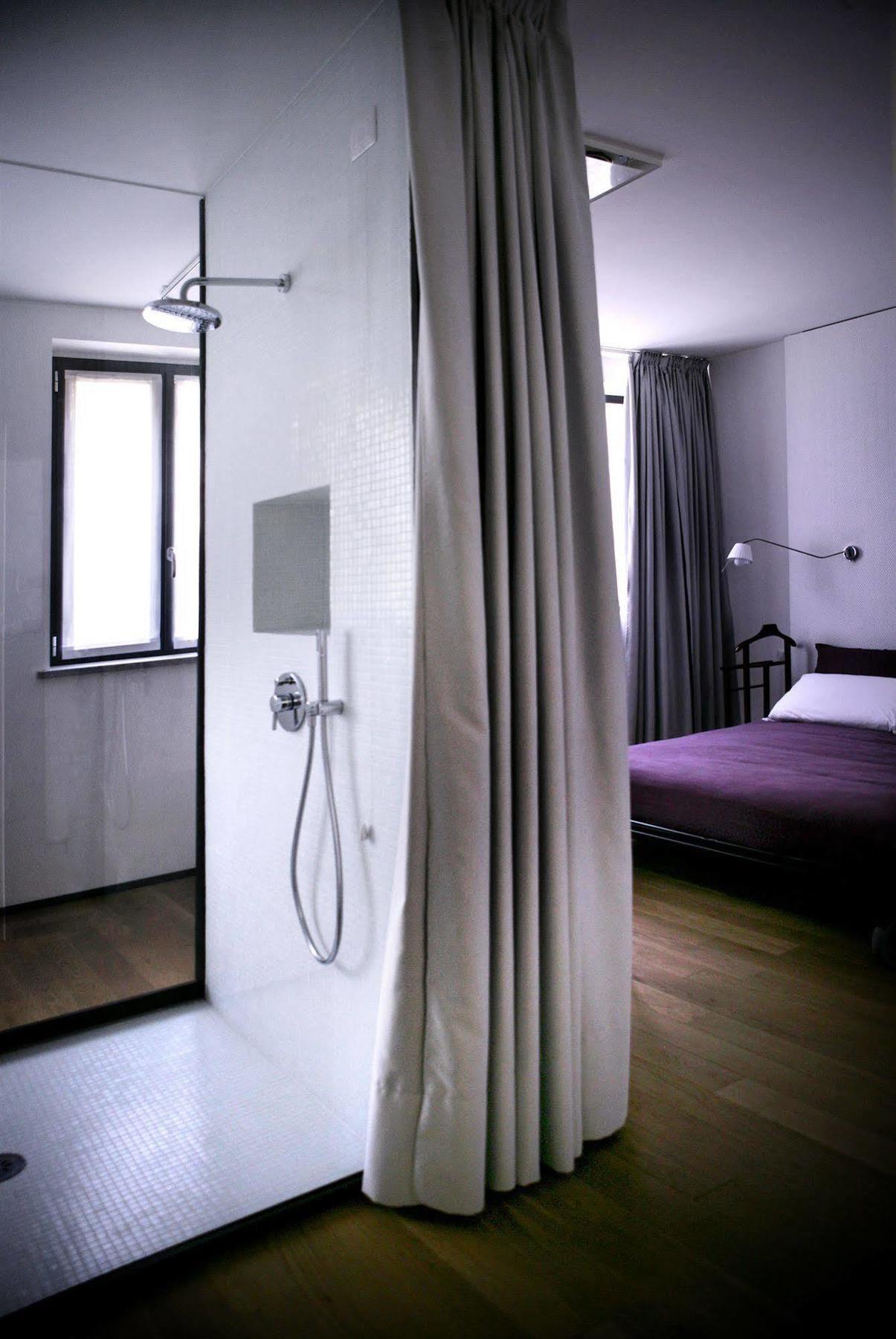 Mxp Rooms Guest House Cardano Al Campo Eksteriør bilde