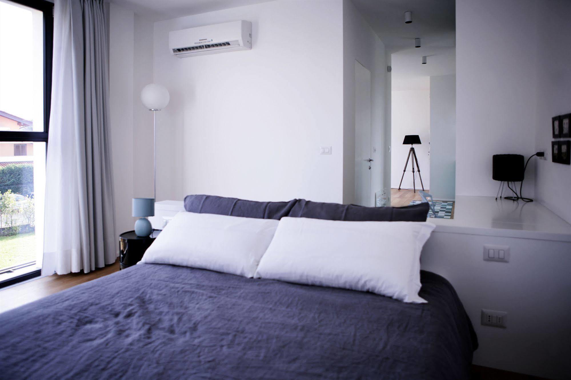 Mxp Rooms Guest House Cardano Al Campo Eksteriør bilde